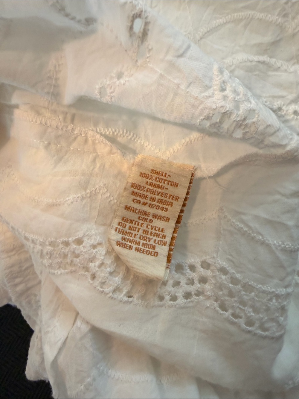 Kings Road Classic White Puff Sleeve Smocked Tiered Maxi Dress - Picture 5 of 6